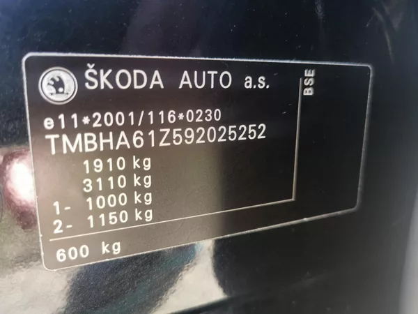 Škoda Octavia 1,6MPI 75kW NOVÉ ROZVODY - foto 50