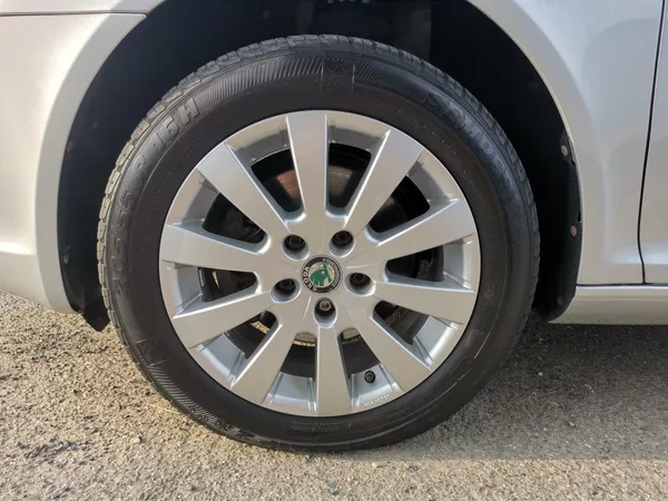 Škoda Octavia 2,0TDI 103 kW CR ELEGANCE - foto 13