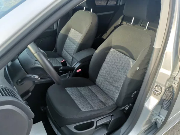 Škoda Octavia 2,0TDI 103 kW CR ELEGANCE - foto 17