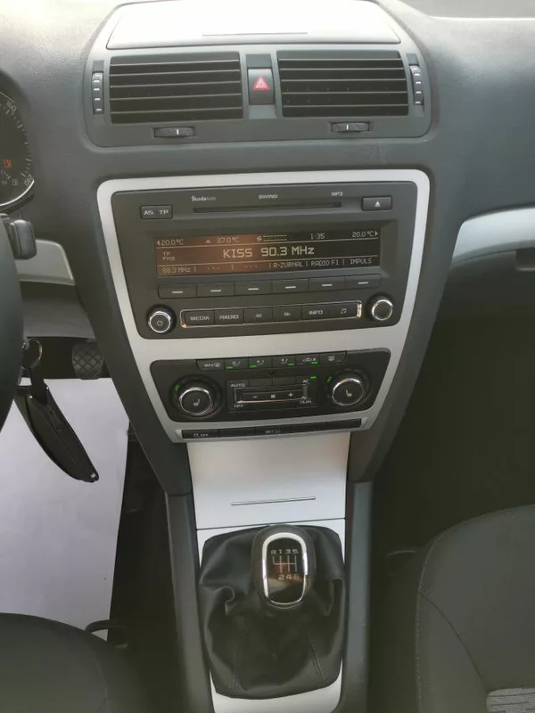 Škoda Octavia 2,0TDI 103 kW CR ELEGANCE - foto 37