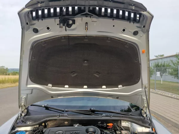 Škoda Octavia 2,0TDI 103 kW CR ELEGANCE - foto 44