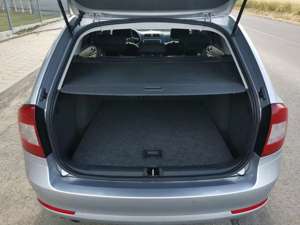 Škoda Octavia 2,0TDI 103 kW CR ELEGANCE - foto 45