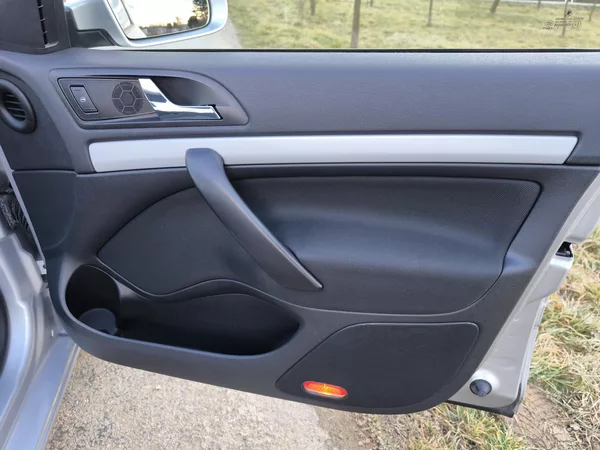 Škoda Octavia 1,6MPI 75kW SERVISKA 1 MAJITEL - foto 19