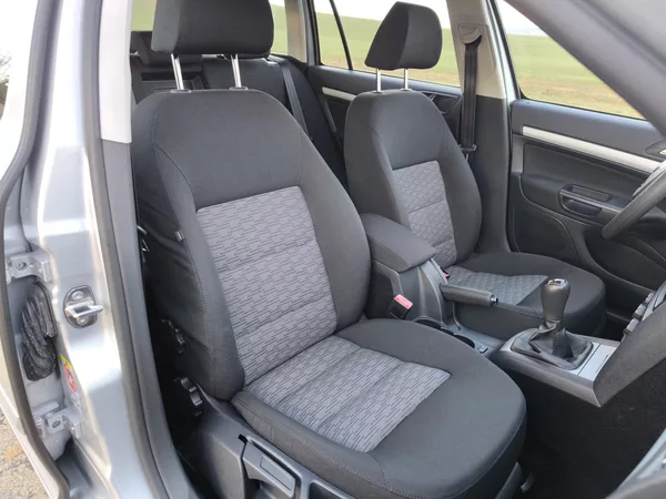 Škoda Octavia 1,6MPI 75kW SERVISKA 1 MAJITEL - foto 20