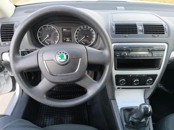Škoda Octavia 1,6MPI 75kW SERVISKA 1 MAJITEL - foto 30