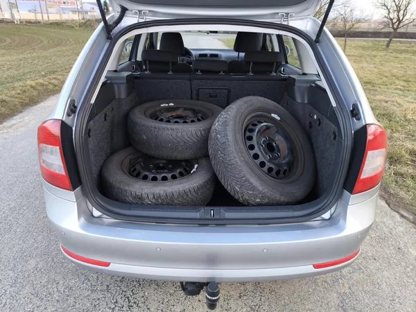 Škoda Octavia 1,6MPI 75kW SERVISKA 1 MAJITEL - foto 42
