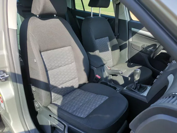 Škoda Octavia 1,6MPI 75kW 1MAJITEL - foto 19