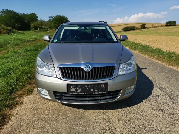 Škoda Octavia 1,6MPI 75kW 1MAJITEL - foto 2