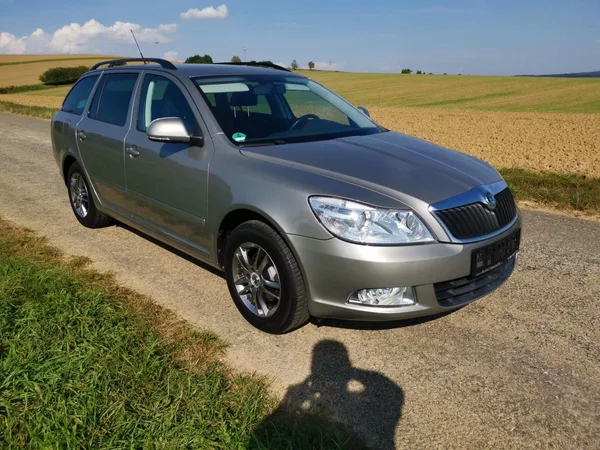Škoda Octavia 1,6MPI 75kW 1MAJITEL - foto 3