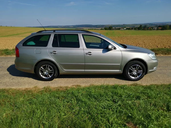 Škoda Octavia 1,6MPI 75kW 1MAJITEL - foto 4