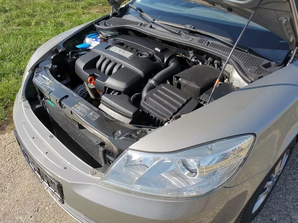 Škoda Octavia 1,6MPI 75kW 1MAJITEL - foto 42