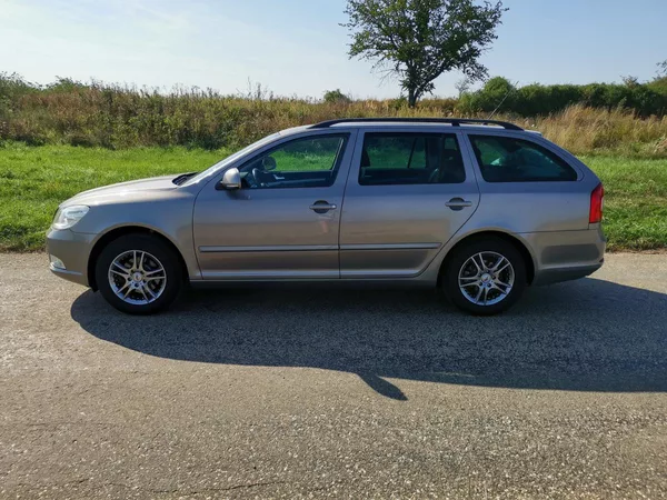 Škoda Octavia 1,6MPI 75kW 1MAJITEL - foto 8