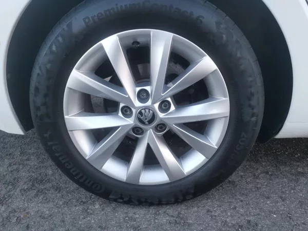 Škoda Octavia 2,0TDI DSG 110kW ACC STYLEPLUS - foto 13
