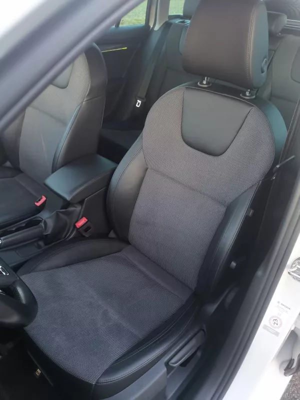 Škoda Octavia 2,0TDI DSG 110kW ACC STYLEPLUS - foto 24