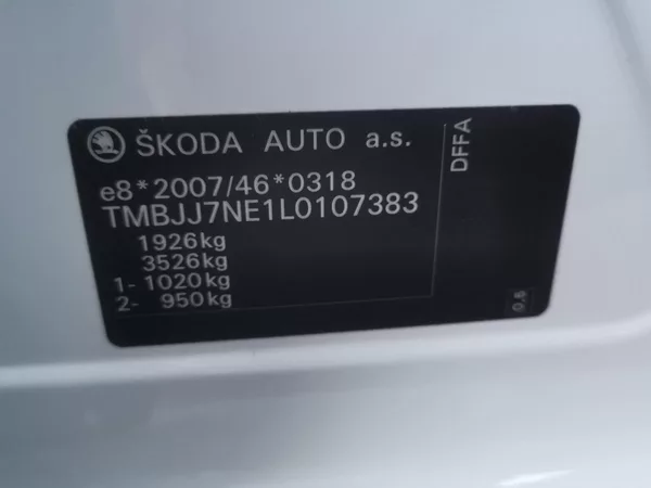 Škoda Octavia 2,0TDI DSG 110kW ACC STYLEPLUS - foto 30