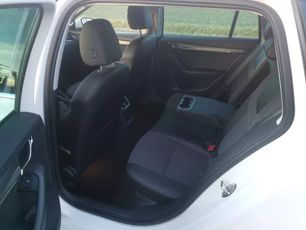 Škoda Octavia 2,0TDI DSG 110kW ACC STYLEPLUS - foto 33