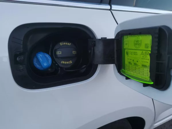 Škoda Octavia 2,0TDI DSG 110kW ACC STYLEPLUS - foto 37