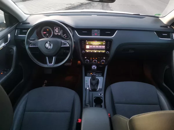 Škoda Octavia 2,0TDI DSG 110kW ACC STYLEPLUS - foto 39