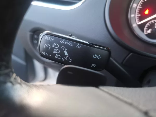 Škoda Octavia 2,0TDI DSG 110kW ACC STYLEPLUS - foto 47