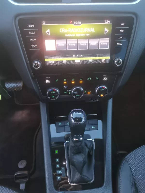 Škoda Octavia 2,0TDI DSG 110kW ACC STYLEPLUS - foto 52