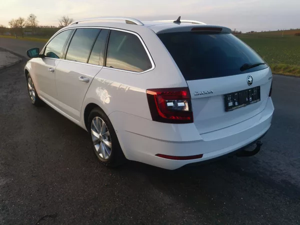 Škoda Octavia 2,0TDI DSG 110kW ACC STYLEPLUS - foto 7