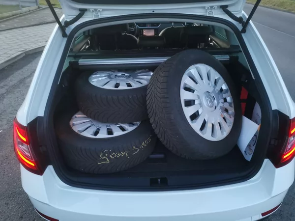 Škoda Octavia 2,0TDI DSG 110kW ACC STYLEPLUS - foto 76