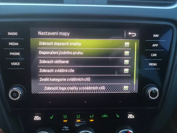 Škoda Octavia 2,0TDI DSG 110kW ACC STYLEPLUS - foto 85