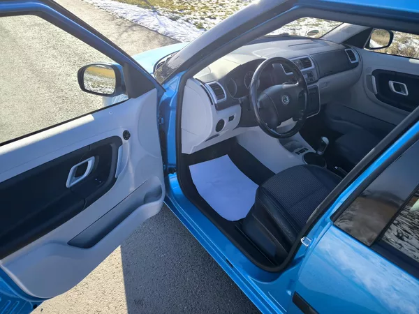 Škoda Roomster 1,4i16V STYLE - foto 12