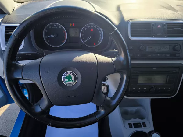 Škoda Roomster 1,4i16V STYLE - foto 41