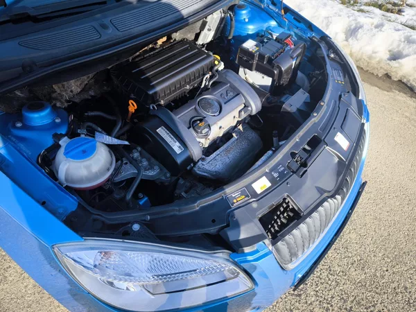 Škoda Roomster 1,4i16V STYLE - foto 55