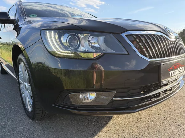Škoda Superb 2,0TDI 125kW DSG ELEGANCE - foto 11