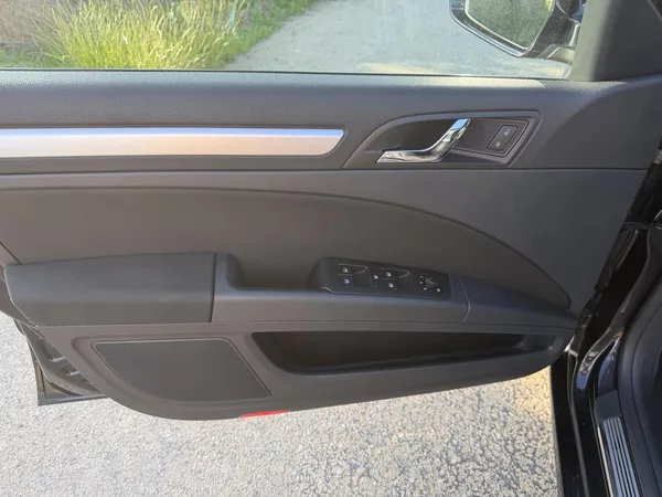 Škoda Superb 2,0TDI 125kW DSG ELEGANCE - foto 17