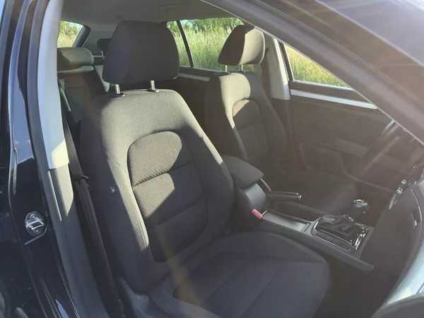 Škoda Superb 2,0TDI 125kW DSG ELEGANCE - foto 28