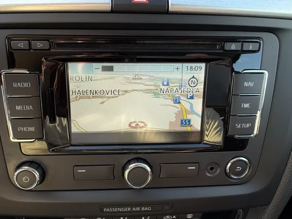 Škoda Superb 2,0TDI 125kW DSG ELEGANCE - foto 56