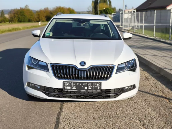 Škoda Superb 2,0TDI 110kW DSG ACC STYLEPLUS - foto 2