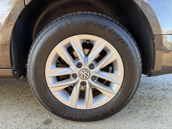 Volkswagen Caddy 2,0TDI LED 1MAJITEL r.1949 - foto 10