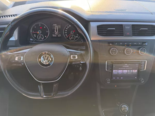 Volkswagen Caddy 2,0TDI LED 1MAJITEL r.1949 - foto 35