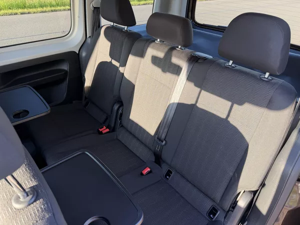 Volkswagen Caddy 2,0TDI LED 1MAJITEL r.1949 - foto 41