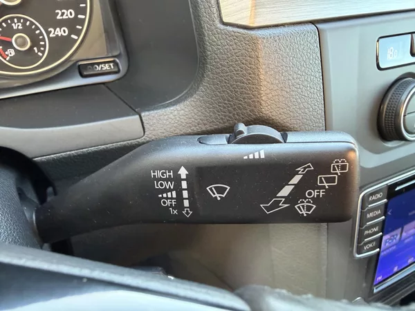 Volkswagen Caddy 2,0TDI LED 1MAJITEL r.1949 - foto 49