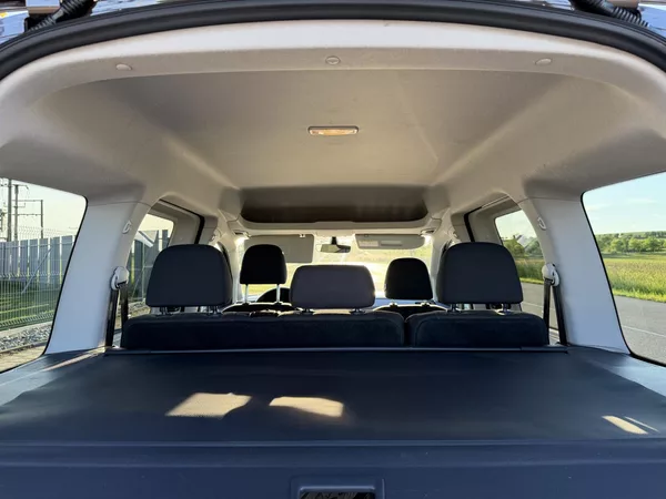 Volkswagen Caddy 2,0TDI LED 1MAJITEL r.1949 - foto 73