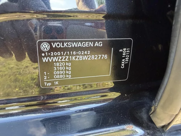 Volkswagen Golf VI 1,4i16V STYLE 1 MAJITEL - foto 21
