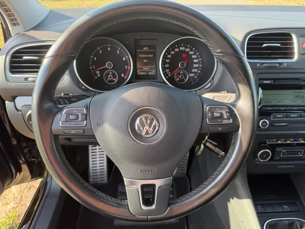 Volkswagen Golf VI 1,4i16V STYLE 1 MAJITEL - foto 43