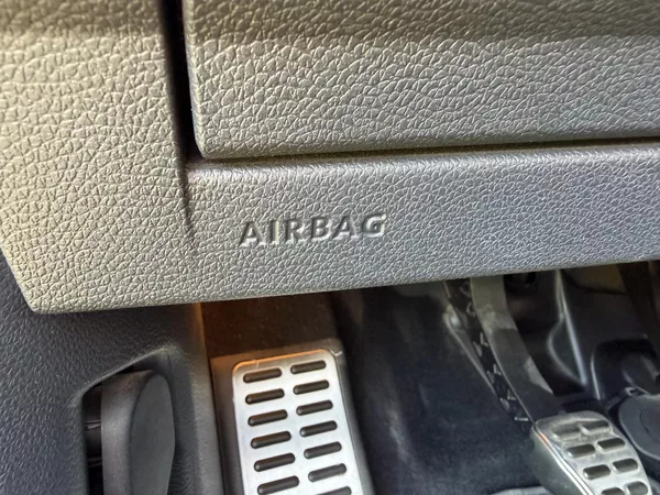 Volkswagen Golf VI 1,4i16V STYLE 1 MAJITEL - foto 53