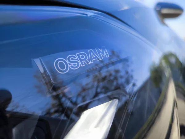 Volkswagen Golf 7 1,4TSI 90kW LED OSRAM 8xALU - foto 17
