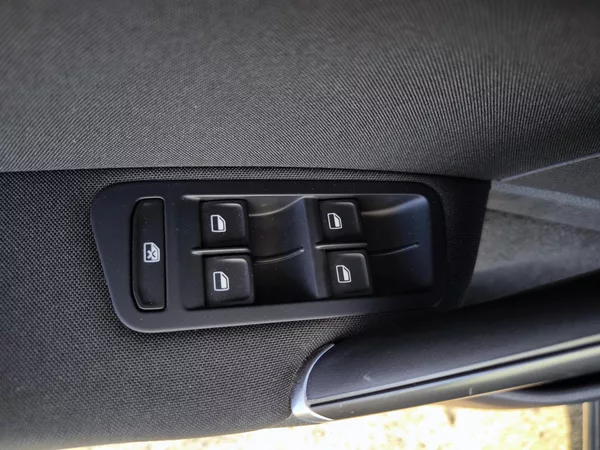 Volkswagen Golf 7 1,4TSI 90kW LED OSRAM 8xALU - foto 23