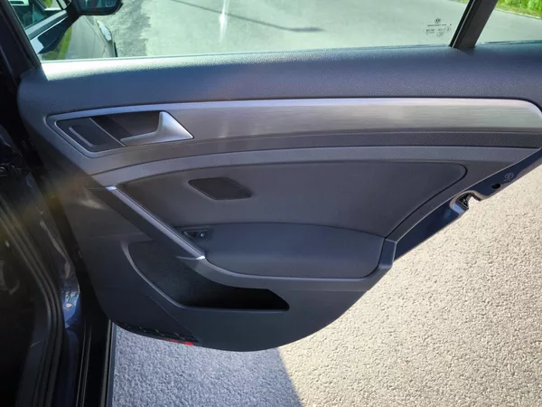 Volkswagen Golf 7 1,4TSI 90kW LED OSRAM 8xALU - foto 34