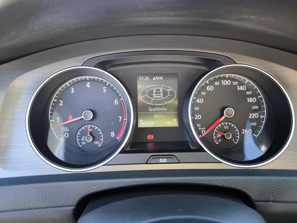 Volkswagen Golf 7 1,4TSI 90kW LED OSRAM 8xALU - foto 53