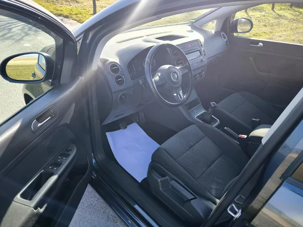Volkswagen Golf Plus VI 1,6MPI 75kW SERVISKA 1MAJ. - foto 15