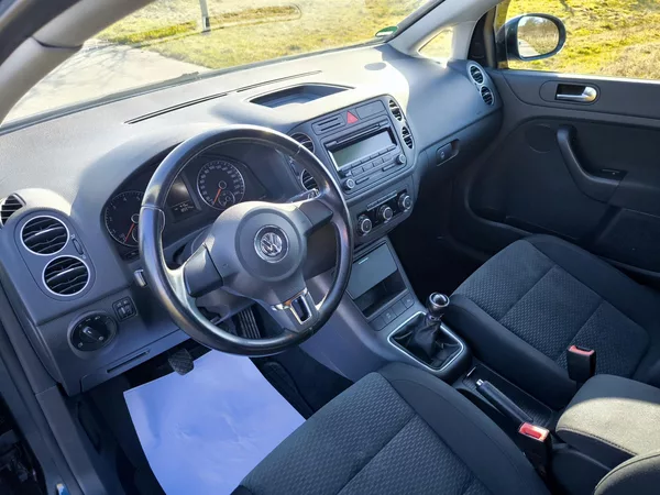 Volkswagen Golf Plus VI 1,6MPI 75kW SERVISKA 1MAJ. - foto 18