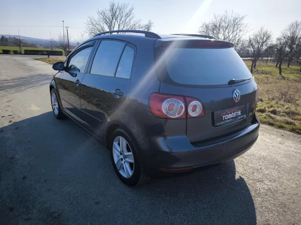 Volkswagen Golf Plus VI 1,6MPI 75kW SERVISKA 1MAJ. - foto 7
